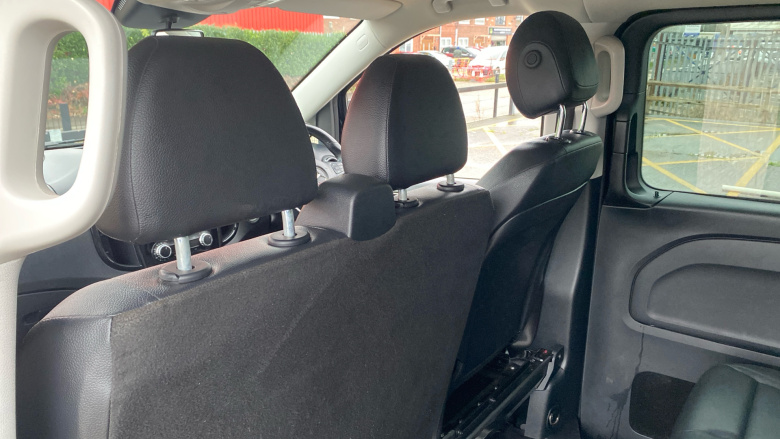 Mercedes-Benz Vito Tourer L3 Diesel Rwd 114 CDI Select 9-Seater 9G-Tronic